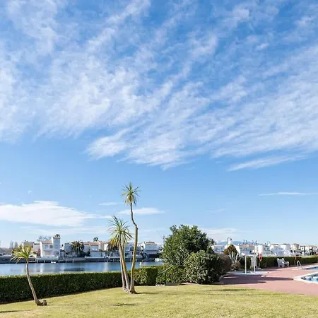 Apartment 1014 Al San Maurici 1 Y Piscina By Homeselectspain Empuriabrava